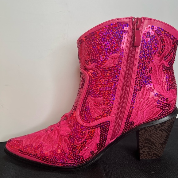 Women’s Sparkly Fuschia Barbie Pink Ankle Bootie Bling Cowboy Boot - Picture 6 of 6